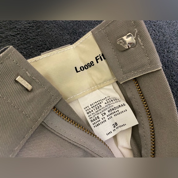 🩶🩳🩶 Dickies Work Shorts- Loose Fit, Multi-Pocket, 13” Inseam - Silver - Size 28 - Picture 4 of 5